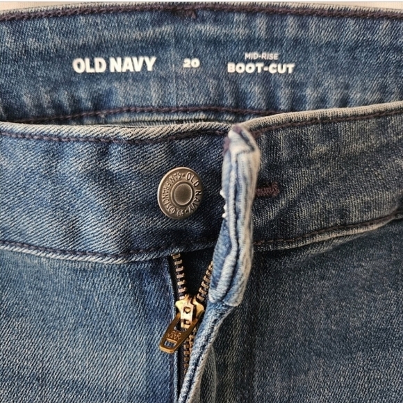 81 Old Navy Mid-Rise BootCut Jeans Women's Plus Size 20 - Picture 7 of 7